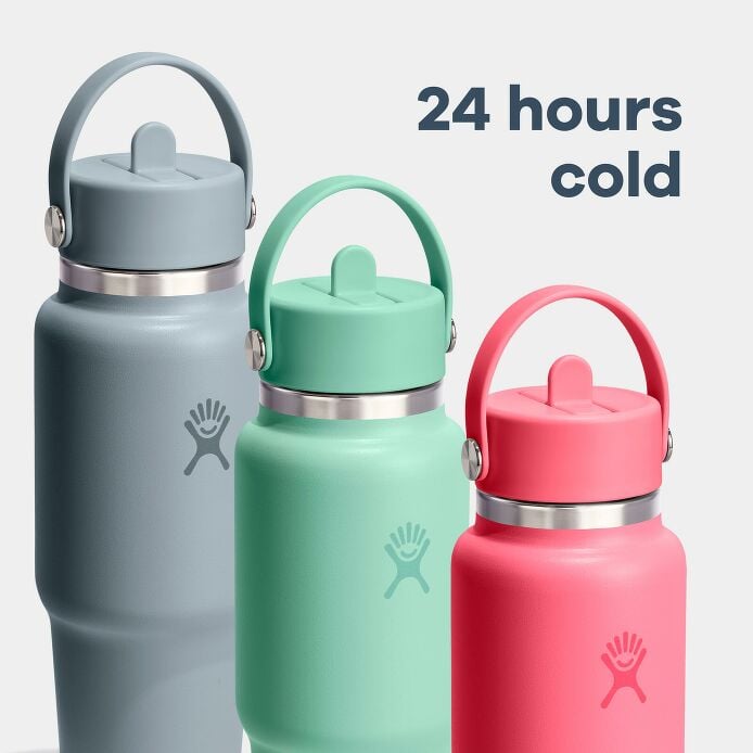 32-oz-travel-bottle-with-flex-straw-cap-d2 hf_s26_wtcfs_apdp_04_8.jpg