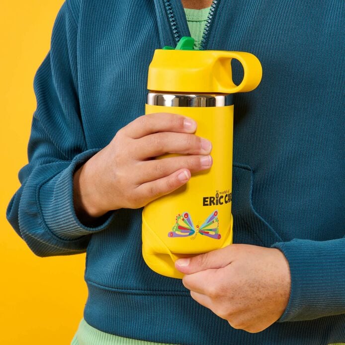 kids-12-oz-bottle-world-of-eric-carletm-q9 7-lifestyle.jpeg