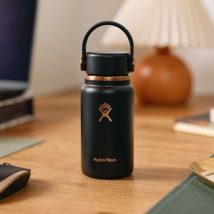 arc-collection-micro-hydro-200-ml-u8 black_-_lifestyle_1.jpeg