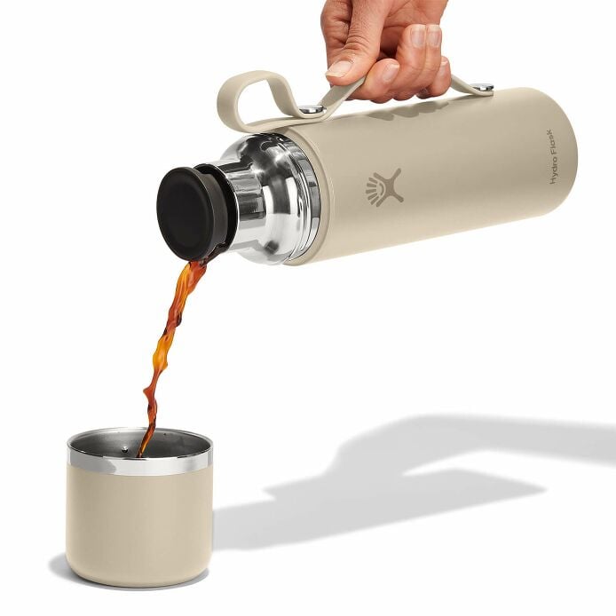 28-oz-hot-flask-and-cup-h4 hot-flask-_-cup-oat-pour.jpg