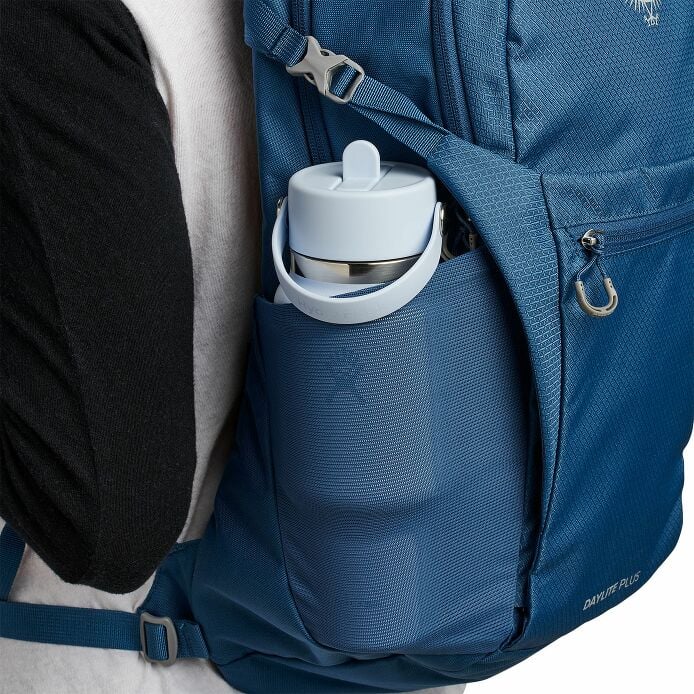 24-oz-travel-bottle-with-flex-straw-cap-i1 travelbottle-hb-backpack_1_8_1.jpg